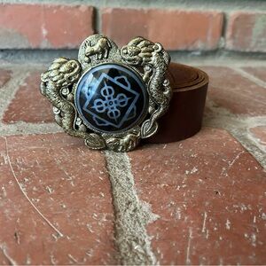VTG Lucky Brand Brass Dragon Leather Belt Sz S